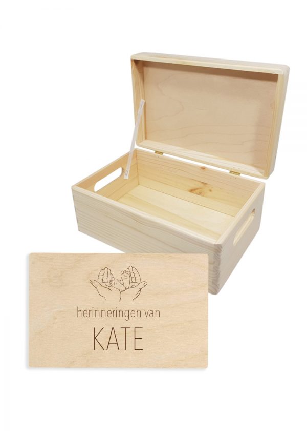 Houten-memorybox-met-naam-Kate-baby-zo-baby-kado